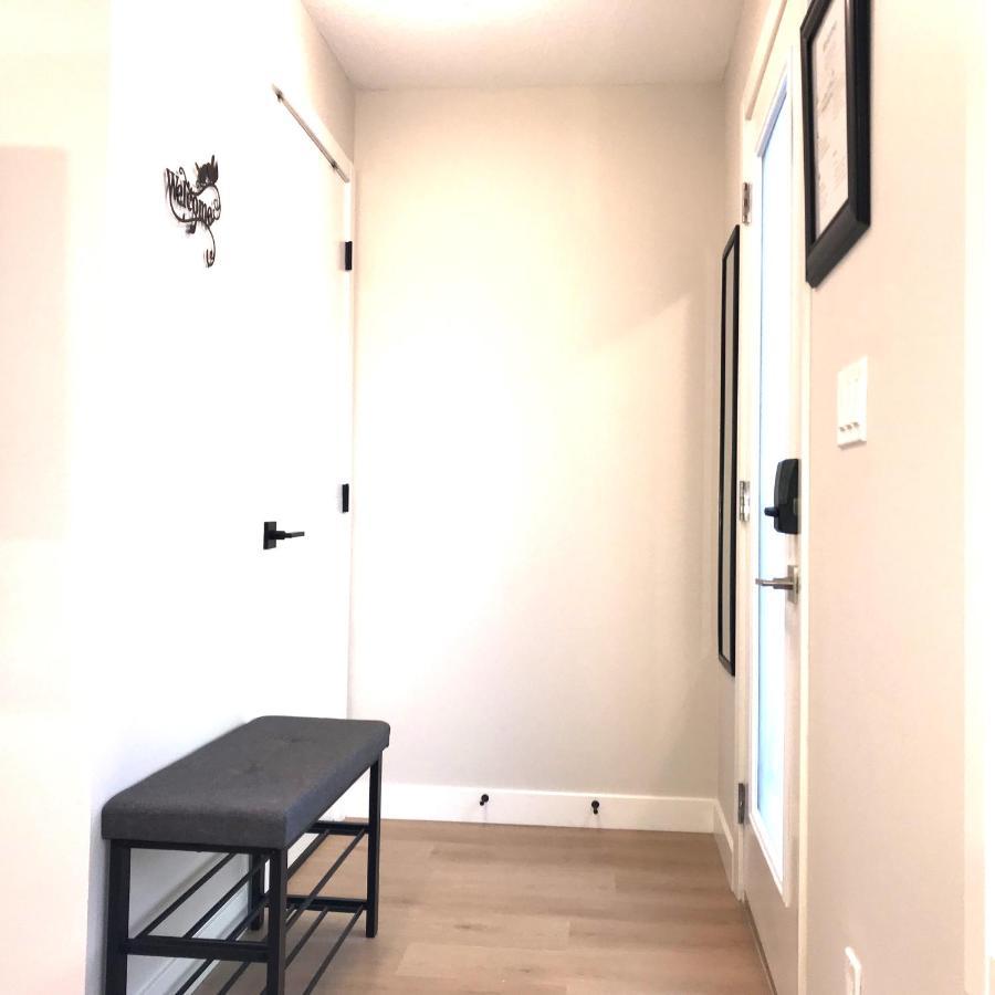 Brand New 2Br Condo With Outdoor Swimming Pool And Hot Tub Canmore Eksteriør bilde