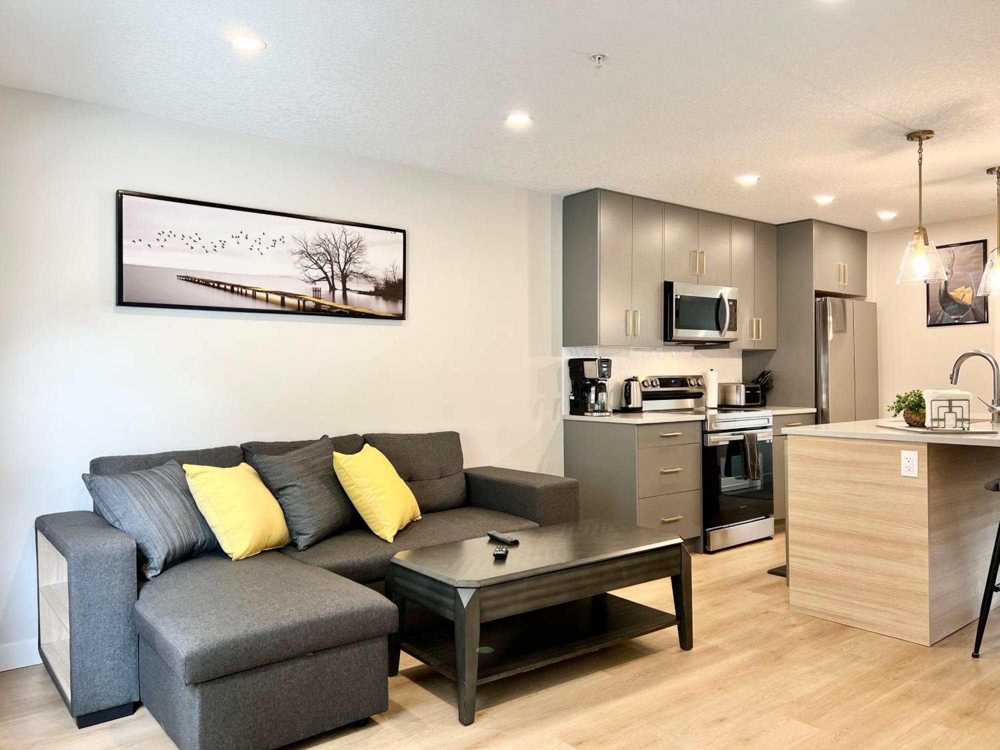 Brand New 2Br Condo With Outdoor Swimming Pool And Hot Tub Canmore Eksteriør bilde
